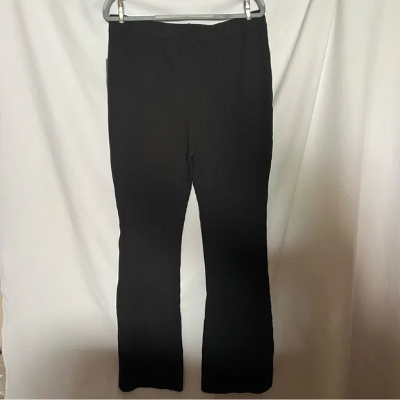 Ribbed Flare Pants - Picture 4 of 5